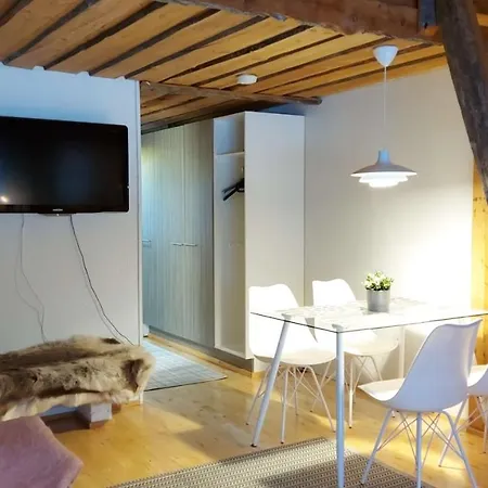 Hulhavanrivi B9 Appartamento *